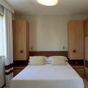 Studio con letto king size